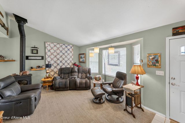 701 S Pleasant View RD, Post Falls, ID 83854