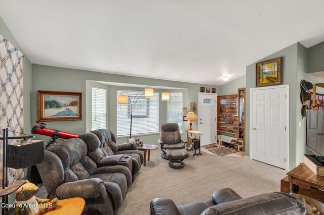 701 S Pleasant View RD, Post Falls, ID 83854