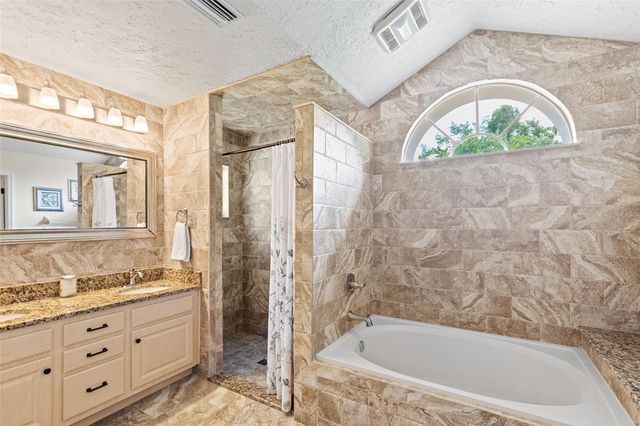 2739 HORSESHOE DRIVE, Plant City, FL 33566
