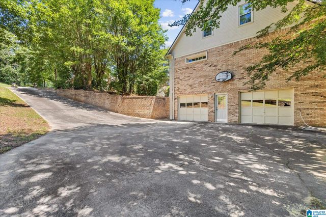 1716 SOUTHPOINTE DRIVE, Hoover, AL 35244