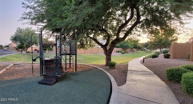 7022 W Cesar Street, Peoria, AZ 85345