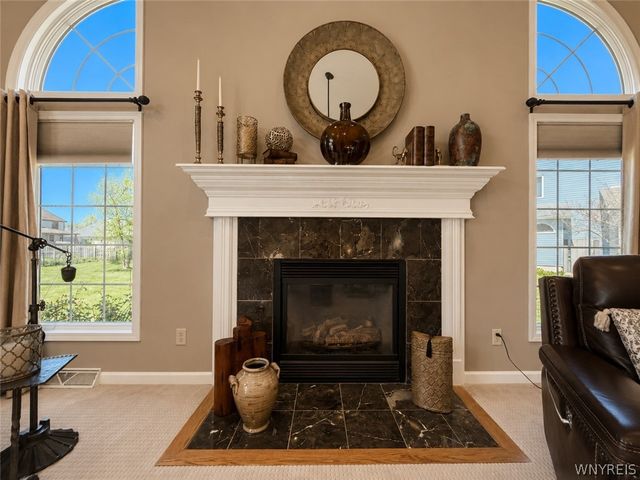 16 Woodstream Circle, Grand Island, NY 14072