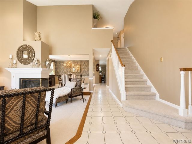 16 Woodstream Circle, Grand Island, NY 14072