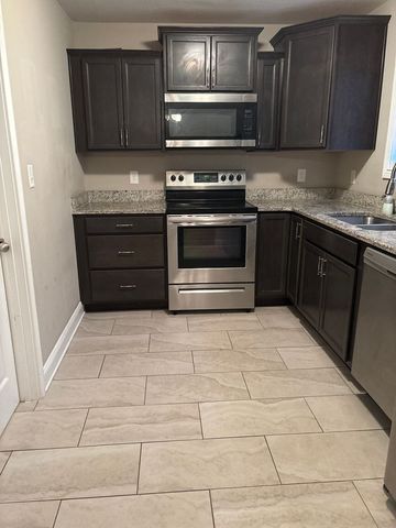 119 Ambridge St, Oak Grove, KY 42262