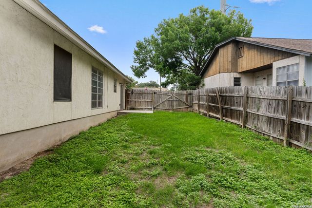 6411 ROYALTY PT, Leon Valley, TX 78238