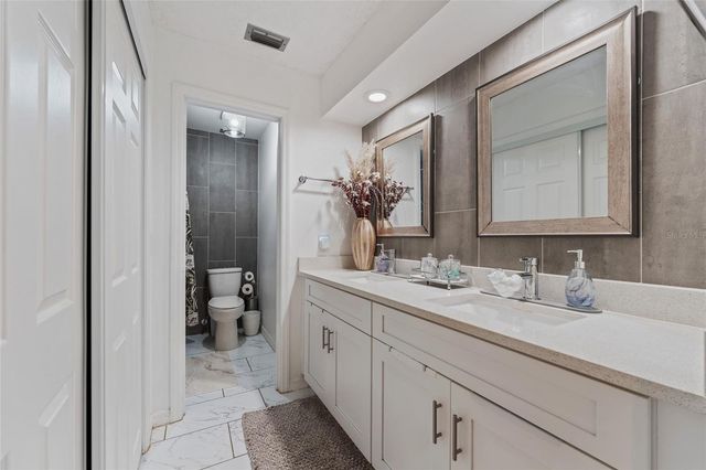 5180 LAZY OAKS DRIVE 5180, Winter Park, FL 32792