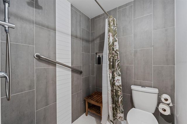 5180 LAZY OAKS DRIVE 5180, Winter Park, FL 32792