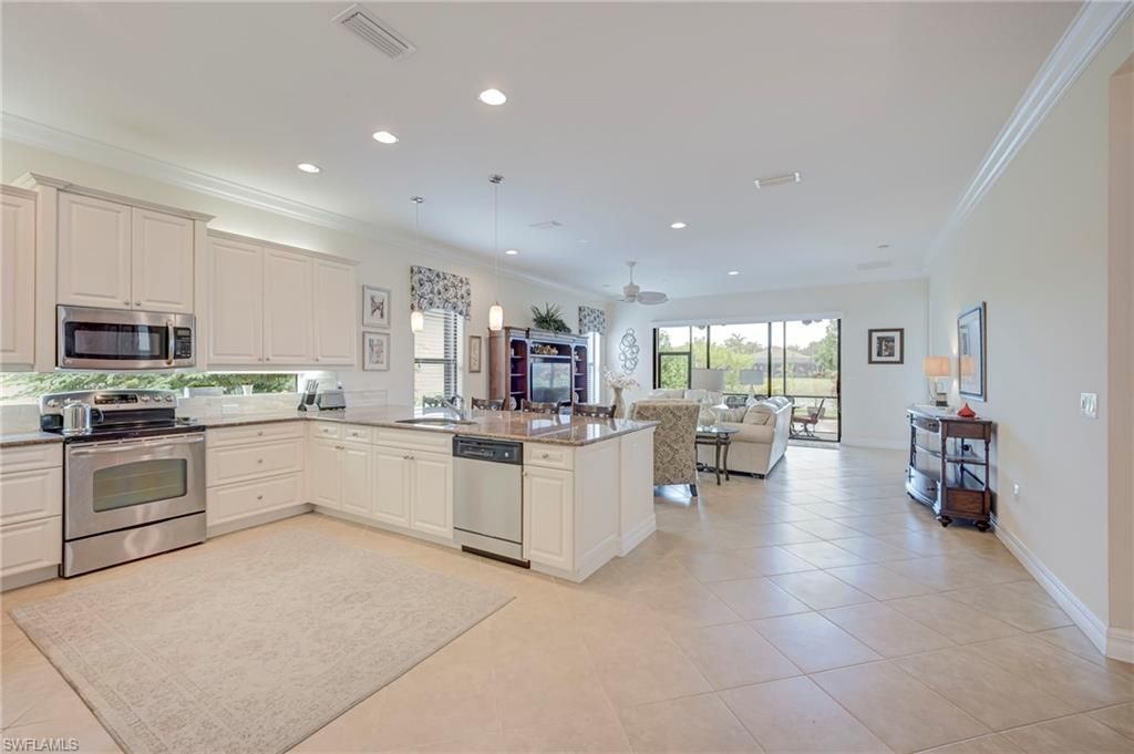 3694 Pleasant Springs DR, NAPLES, FL 34119 — photo 3