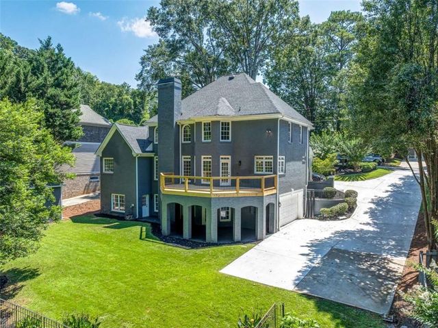 1076 Devine Circle, Brookhaven, GA 30319