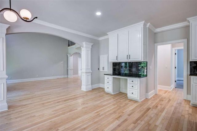 1076 Devine Circle, Brookhaven, GA 30319