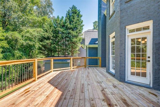 1076 Devine Circle, Brookhaven, GA 30319