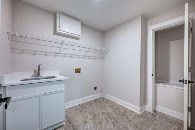 1076 Devine Circle, Brookhaven, GA 30319