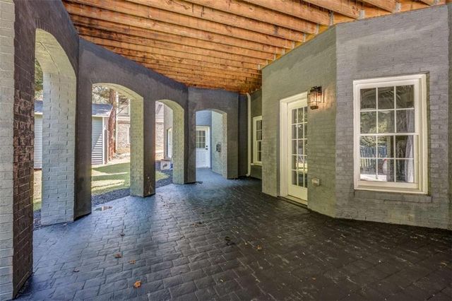 1076 Devine Circle, Brookhaven, GA 30319