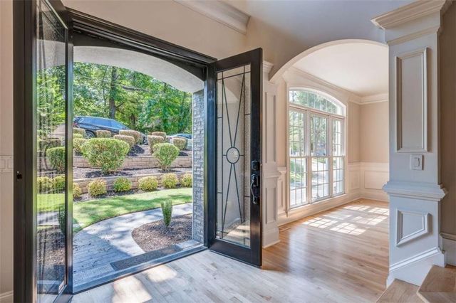 1076 Devine Circle, Brookhaven, GA 30319