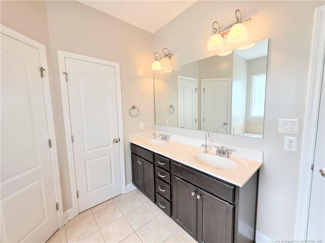 3516 Heartpine Drive, Fayetteville, NC 28306