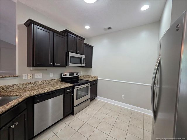 3516 Heartpine Drive, Fayetteville, NC 28306