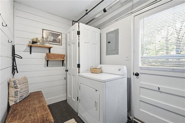 2800 W 78th Street, Prairie Village, KS 66208
