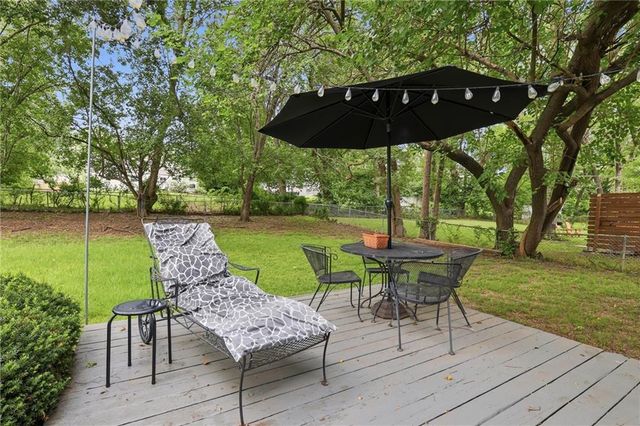 2800 W 78th Street, Prairie Village, KS 66208