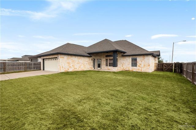 3101 Academy Avenue, Edinburg, TX 78541