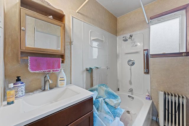 3680 S Alabama AVENUE, Milwaukee, WI 53207