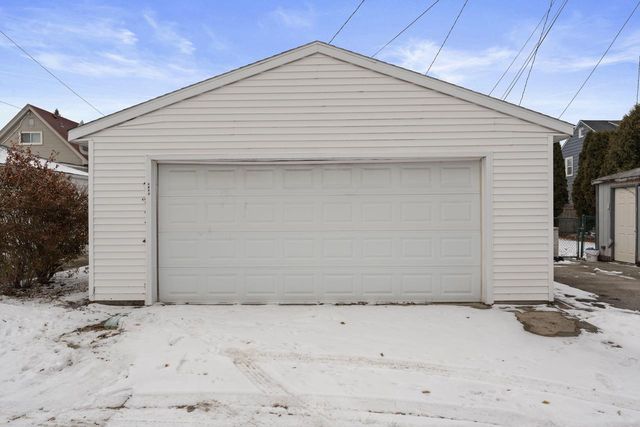 3680 S Alabama AVENUE, Milwaukee, WI 53207