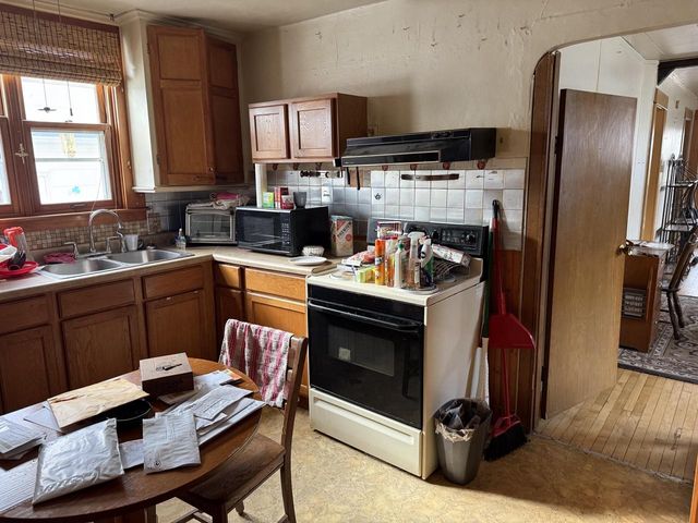 3680 S Alabama AVENUE, Milwaukee, WI 53207