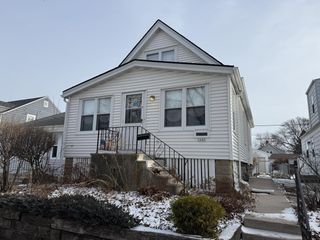 3680 S Alabama AVENUE, Milwaukee, WI 53207