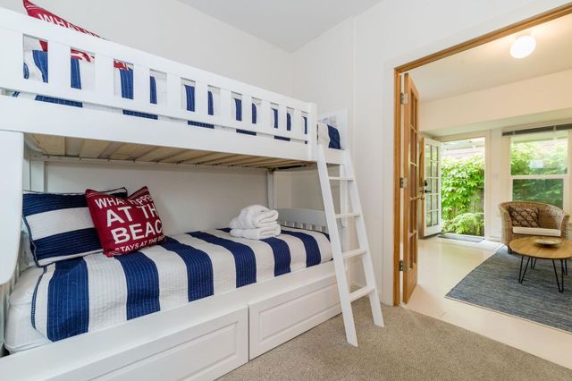 216 Cypress Avenue, Santa Cruz, CA 95062