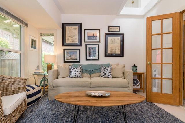 216 Cypress Avenue, Santa Cruz, CA 95062