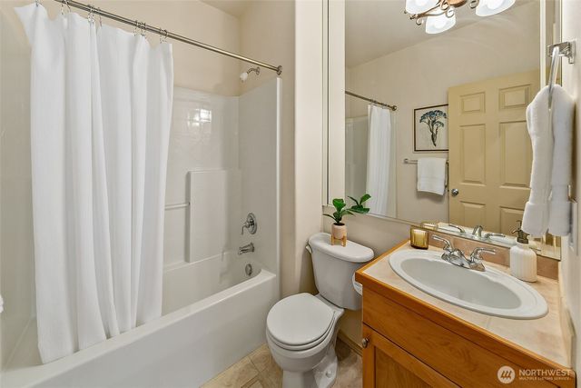 35638 8th Avenue SW, Federal Way, WA 98023