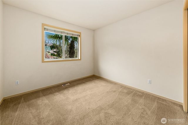 35638 8th Avenue SW, Federal Way, WA 98023