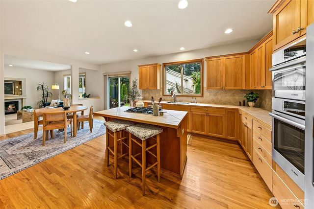 35638 8th Avenue SW, Federal Way, WA 98023