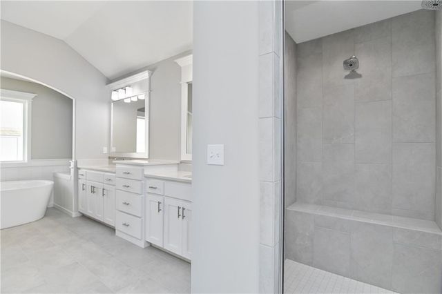 2714 W Park Street, Olathe, KS 66061