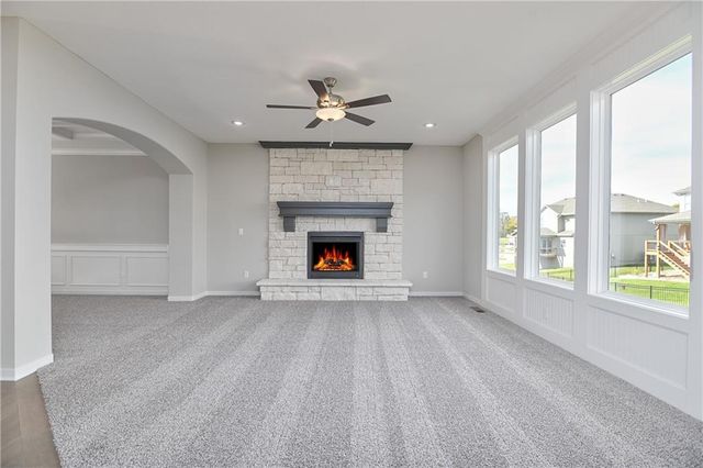 2714 W Park Street, Olathe, KS 66061