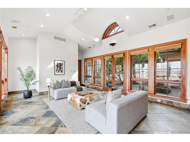 5101 Saint Vrain Rd, Longmont, CO 80503