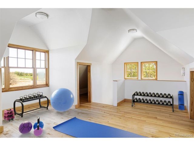 5101 Saint Vrain Rd, Longmont, CO 80503