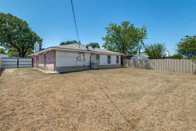 12215 Ortega Street, Dallas, TX 75253