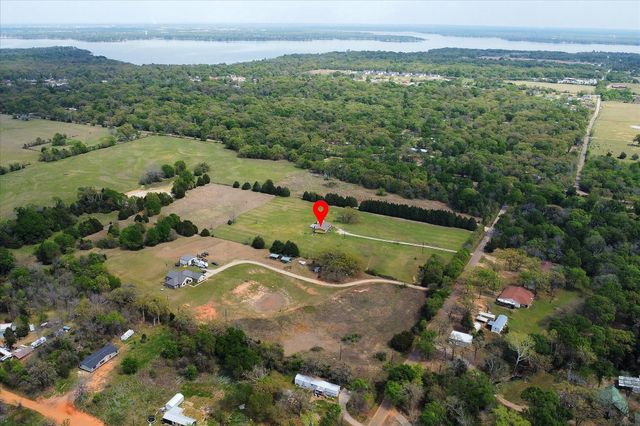 8352 County Road 2404, Tool, TX 75143