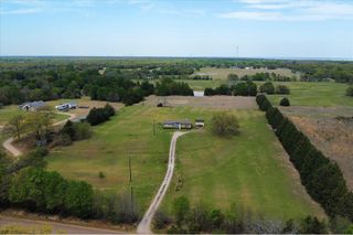 8352 County Road 2404, Tool, TX 75143