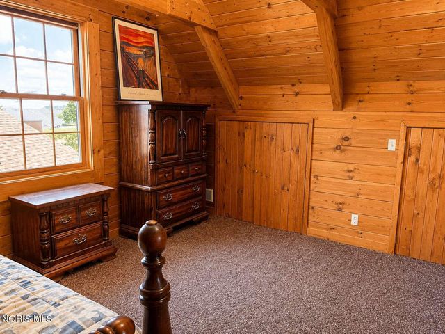 8710 Corduroy Road, Curtice, OH 43412