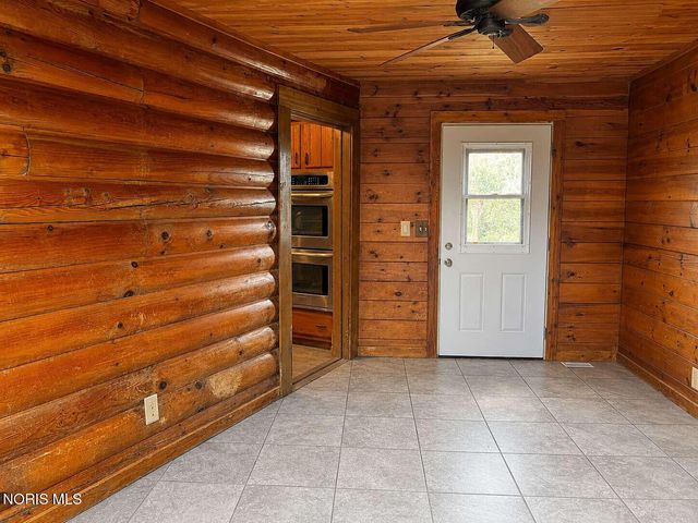 8710 Corduroy Road, Curtice, OH 43412