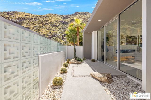 979 Las Palmas Estates Drive, Palm Springs, CA 92262