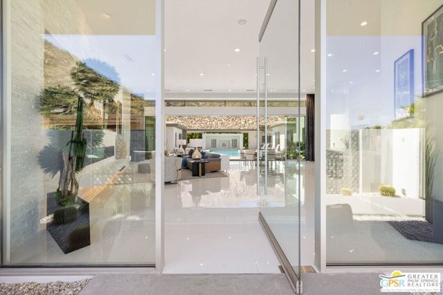 979 Las Palmas Estates Drive, Palm Springs, CA 92262