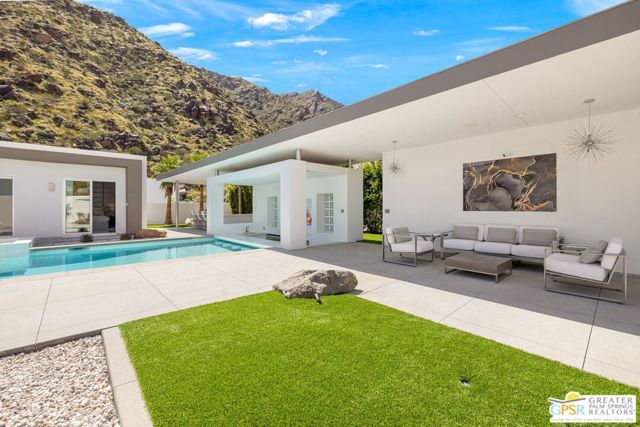 979 Las Palmas Estates Drive, Palm Springs, CA 92262