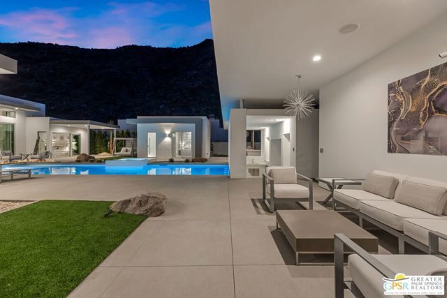 979 Las Palmas Estates Drive, Palm Springs, CA 92262