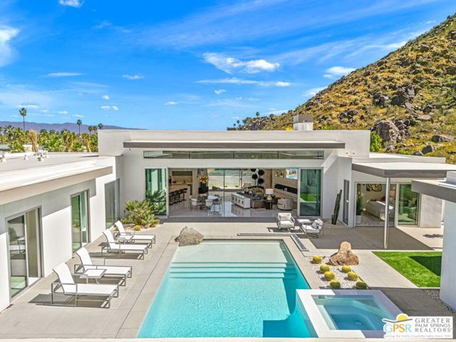 979 Las Palmas Estates Drive, Palm Springs, CA 92262
