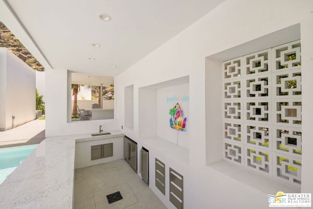 979 Las Palmas Estates Drive, Palm Springs, CA 92262