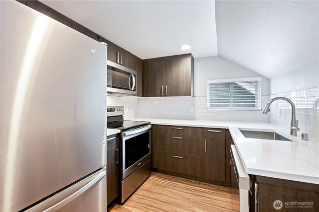 808 NW Market Street, Seattle, WA 98107
