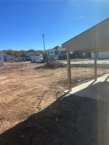 7040 NW Yulich Court, Parkville, MO 64152