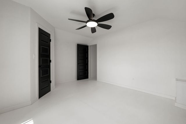 222 W Vaughn Lane, Deer Park, TX 77536